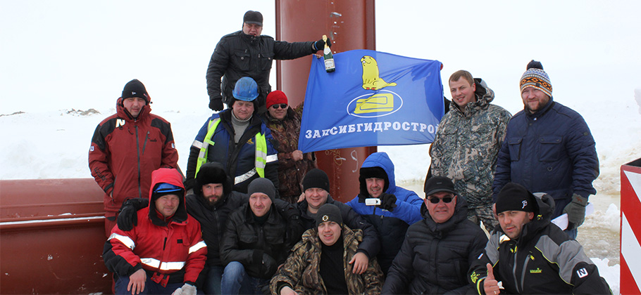 Первая свая на Салмановском месторождении